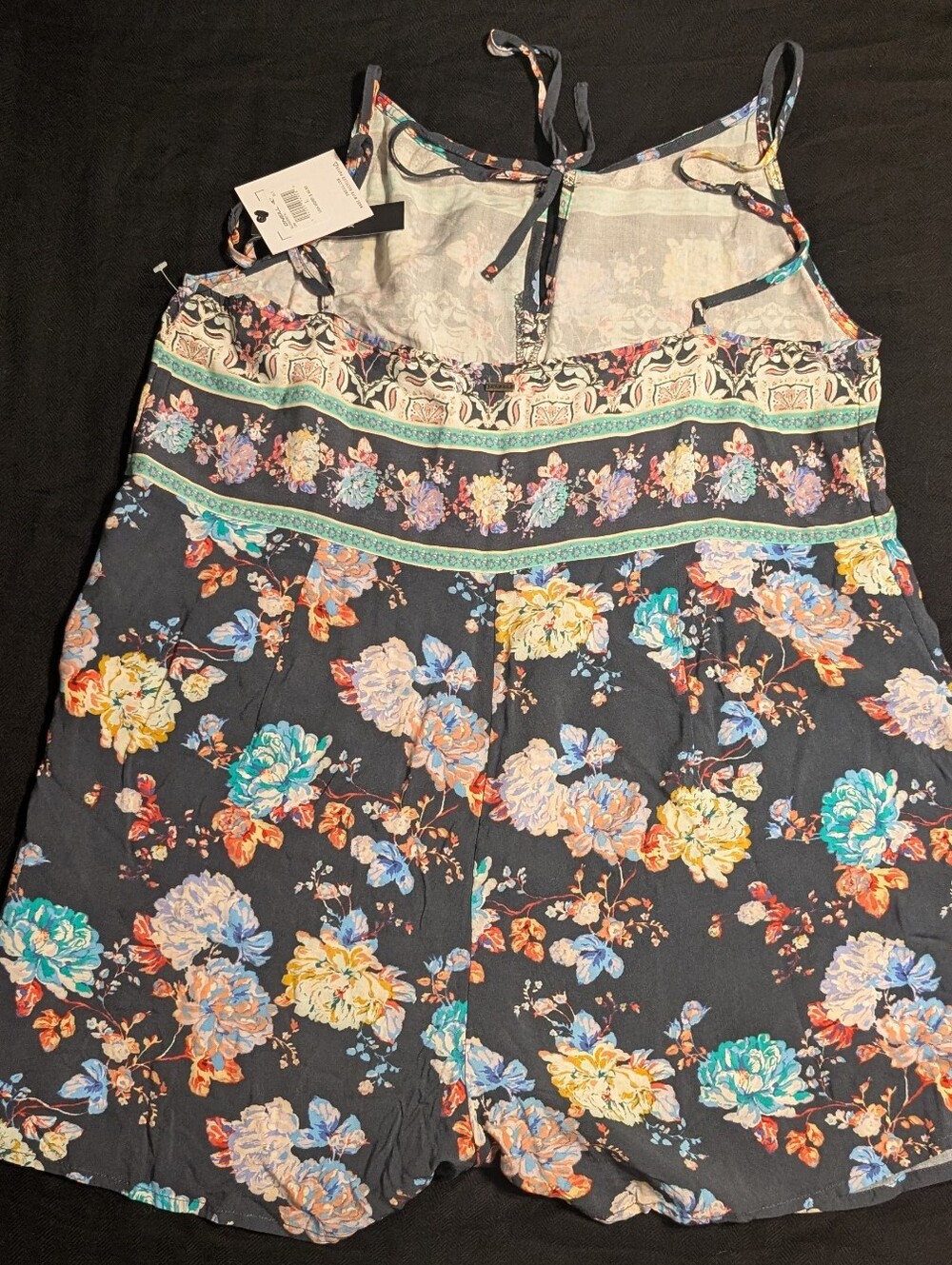 NWT O'Neill Liam Slate Gray Floral 🪷 Tank Romper Large - Picture 3 of 6